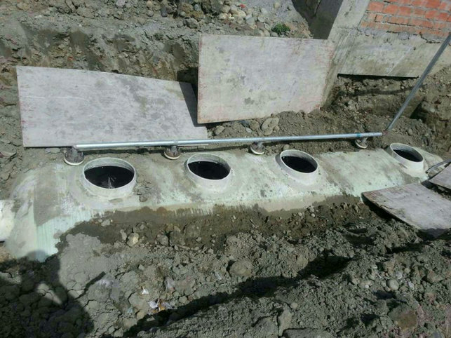 貴州污水處理設(shè)備安裝現(xiàn)場